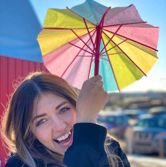 Meet your Posher, Tanisha - Picture 1 of 1